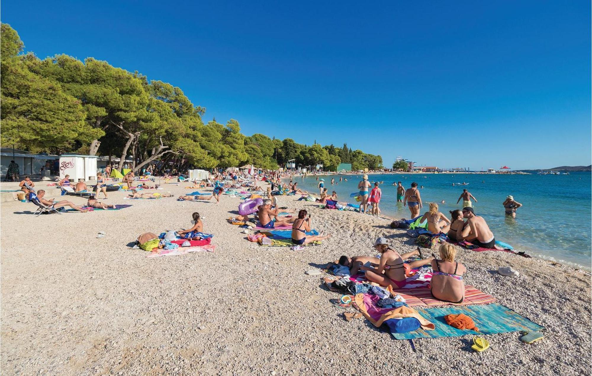Pet Friendly Apartment In Biograd With Kitchen Biograd Na Moru Esterno foto