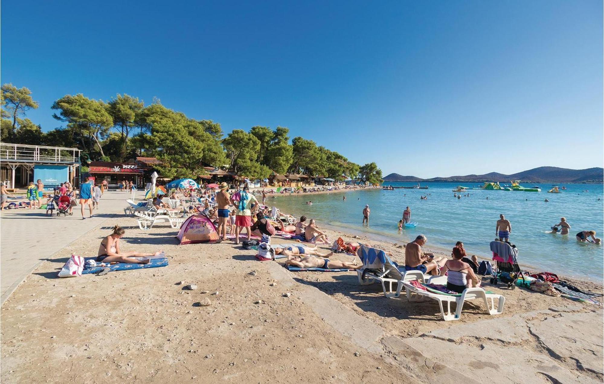 Pet Friendly Apartment In Biograd With Kitchen Biograd Na Moru Esterno foto